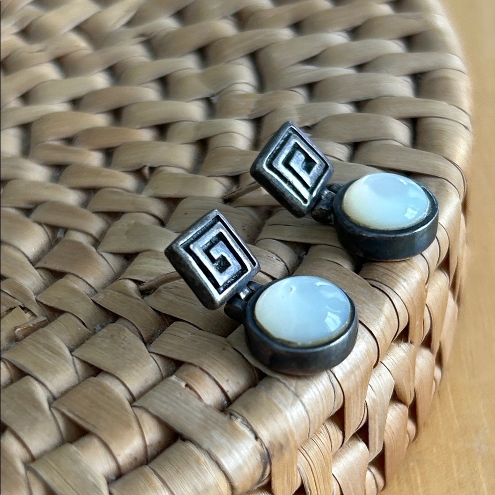 Silpada Sterling and Mother Of Pearl Geometric Earrings (E2)